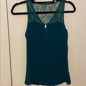 Express v neck tank top with lace